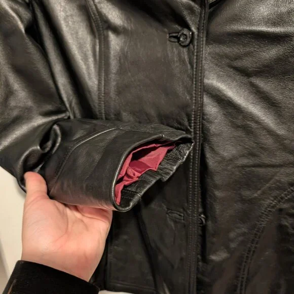 Wilson Leather Maxima Women's Large with Red Satin - Picture 4 of 14